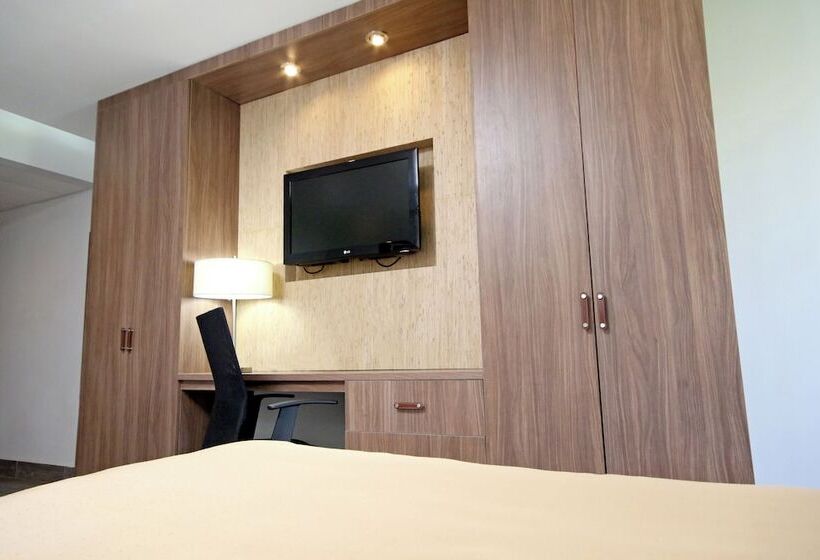 Номер Стандарт 2 Двуспальные Кровати, Voco Hermosillo, An Ihg