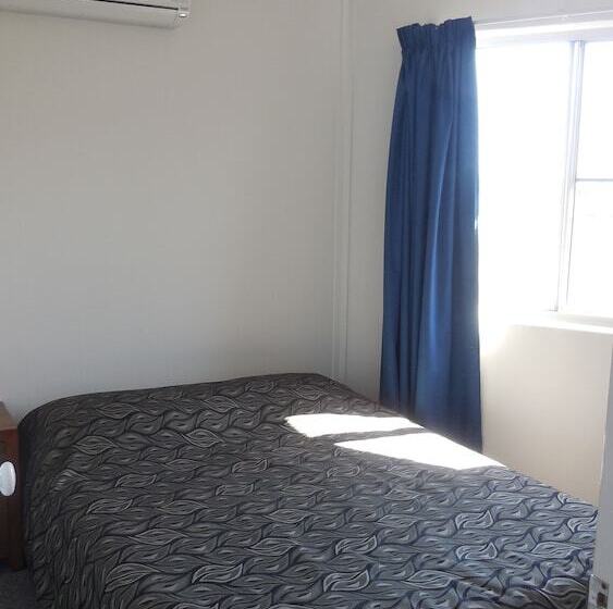 וילה בת 2 חדרי שינה, Illawong Beach Resort