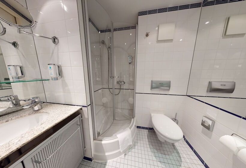 غرفة قياسية فردية, Kongresshotel Potsdam Am Templiner See