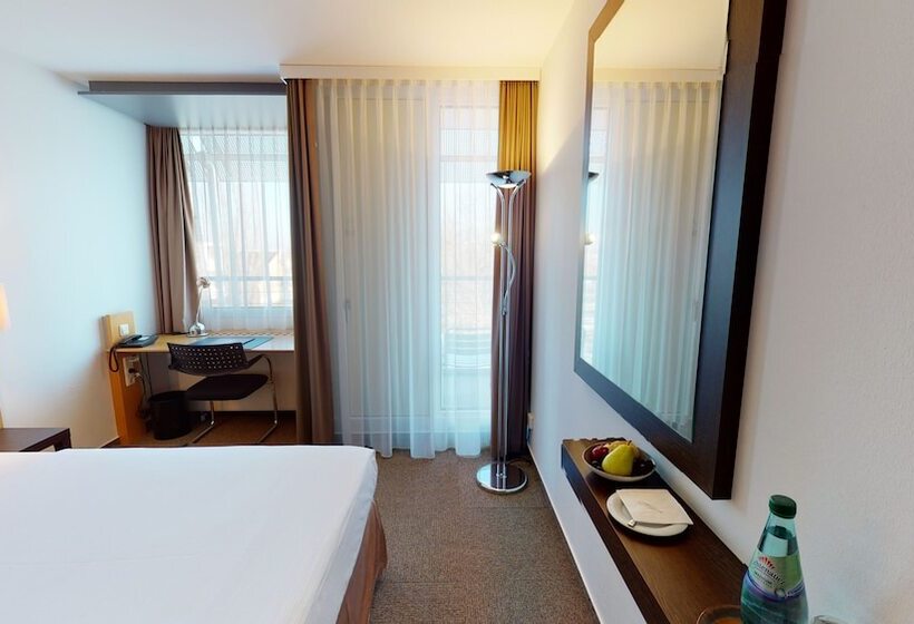 غرفة قياسية فردية, Kongresshotel Potsdam Am Templiner See