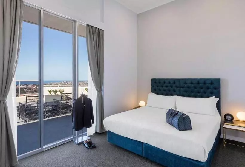 １ベッドルームペントハウスアパート, Meriton Suites Bondi Junction