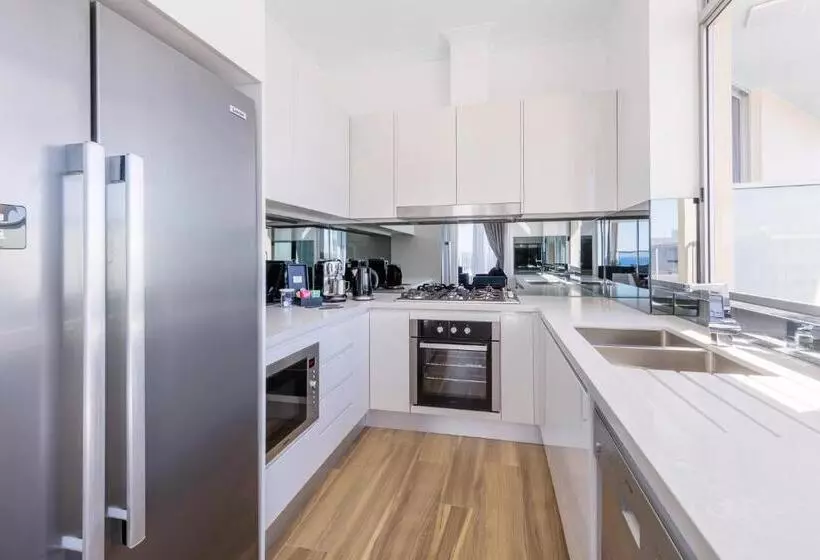 １ベッドルームペントハウスアパート, Meriton Suites Bondi Junction