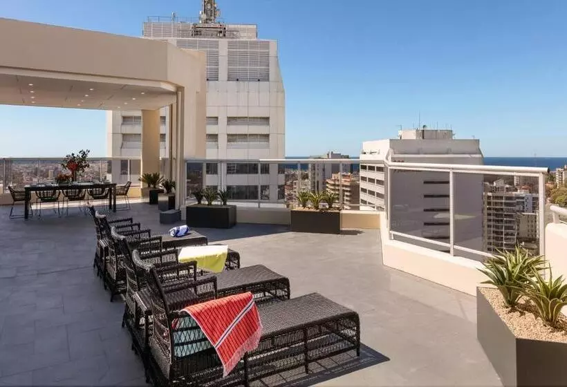 １ベッドルームペントハウスアパート, Meriton Suites Bondi Junction