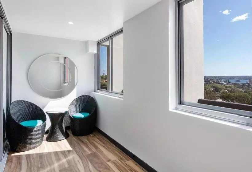 スタンダードスタジオ, Meriton Suites Bondi Junction