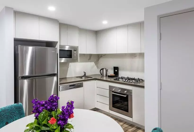 スタンダードスタジオ, Meriton Suites Bondi Junction