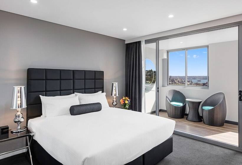 استودیوی استاندارد, Meriton Suites Bondi Junction