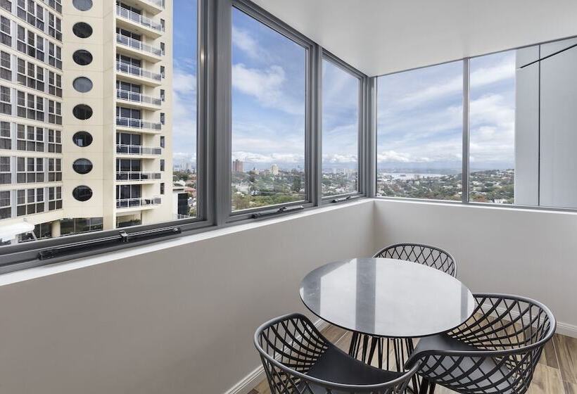 Люкс Повышенной Комфортности, Meriton Suites Bondi Junction
