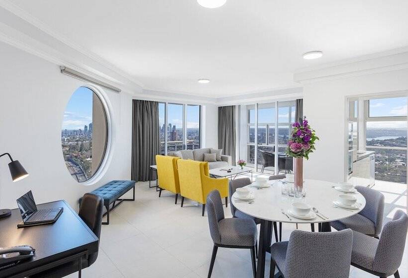 3 Bedroom Suite, Meriton Suites Bondi Junction