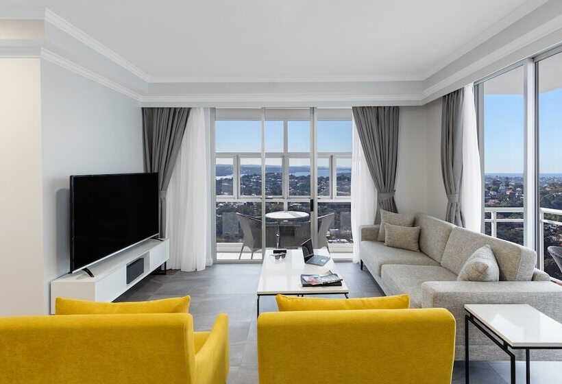 سوئیت دلوکس 3 خوابه, Meriton Suites Bondi Junction