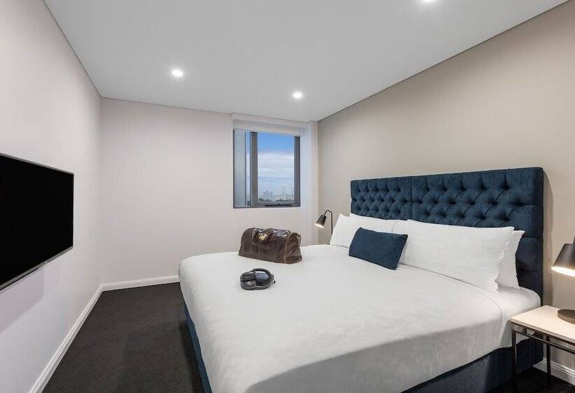 Люкс Deluxe 2 Спальни, Meriton Suites Bondi Junction