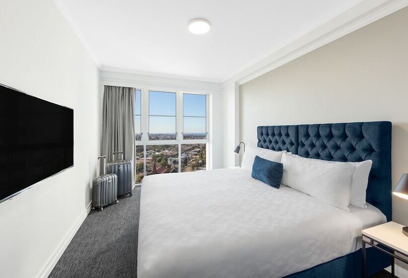 Люкс Deluxe 3 Спальни, Meriton Suites Bondi Junction