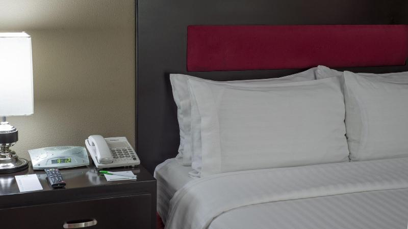 キングサイズベッドのスタンダードルーム, Ramada By Wyndham Ciudad De Mexico Perinorte