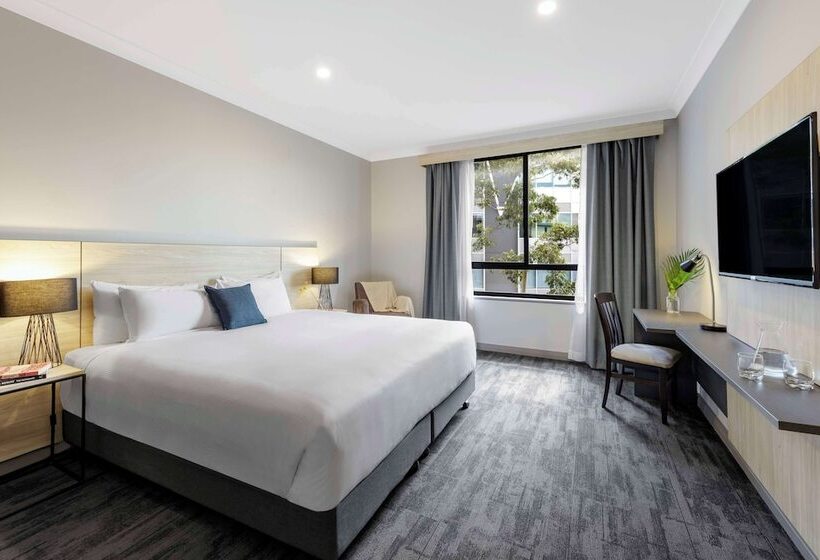 إستوديو قياسى, Oaks Sydney North Ryde Suites