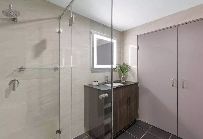 スタンダードスタジオ, Oaks Sydney North Ryde Suites