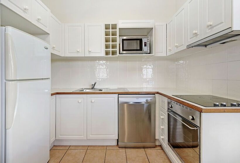 침실 2개 아파트, Rothbury