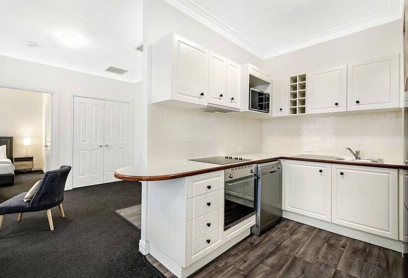 침실 2개 아파트, Rothbury