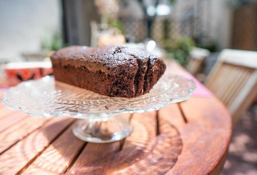 חדר דלוקס, Maddrigga Di Luna