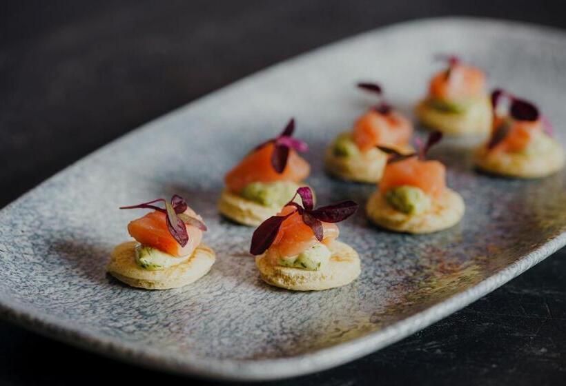 디럭스 스위트, Fitzroy By Luminous