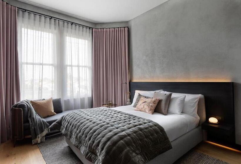 디럭스 스위트, Fitzroy By Luminous