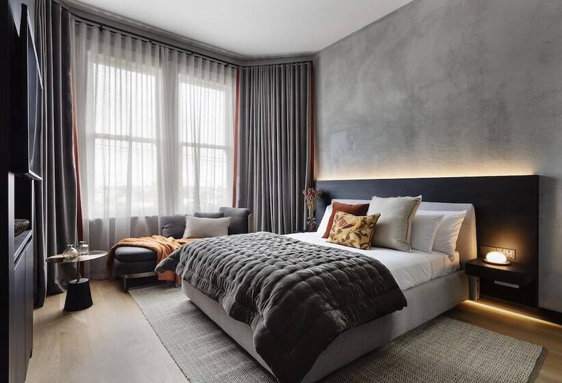 디럭스 스위트, Fitzroy By Luminous