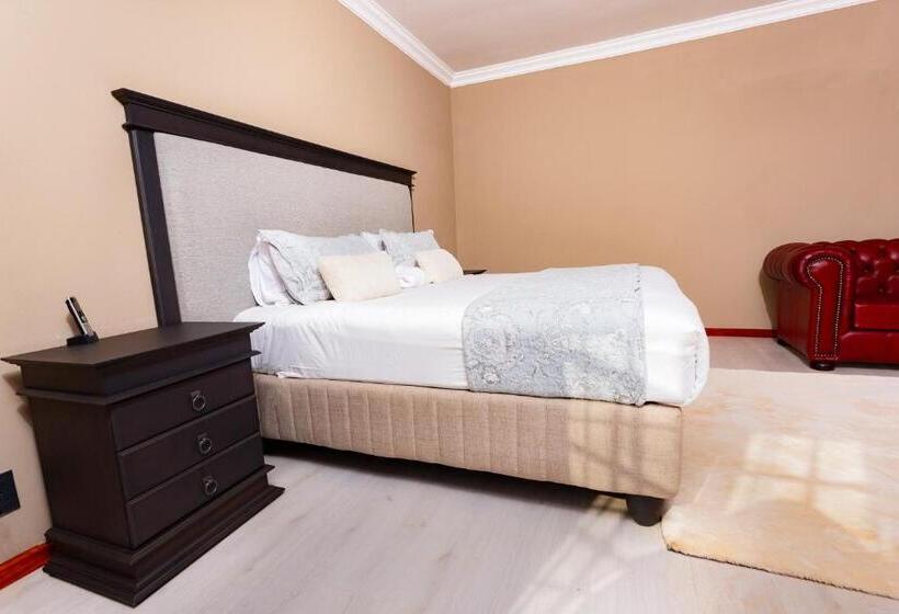 סוויטה אקזקיוטיב, Mhulu Boutique