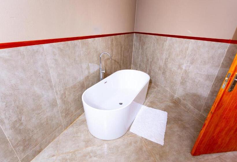 غرفة إقتصادية, Mhulu Boutique