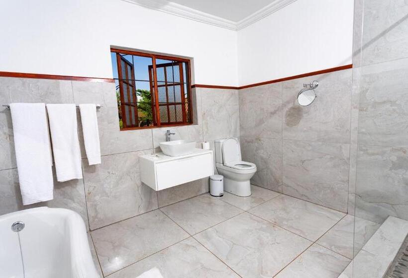 סוויטה אקזקיוטיב, Mhulu Boutique