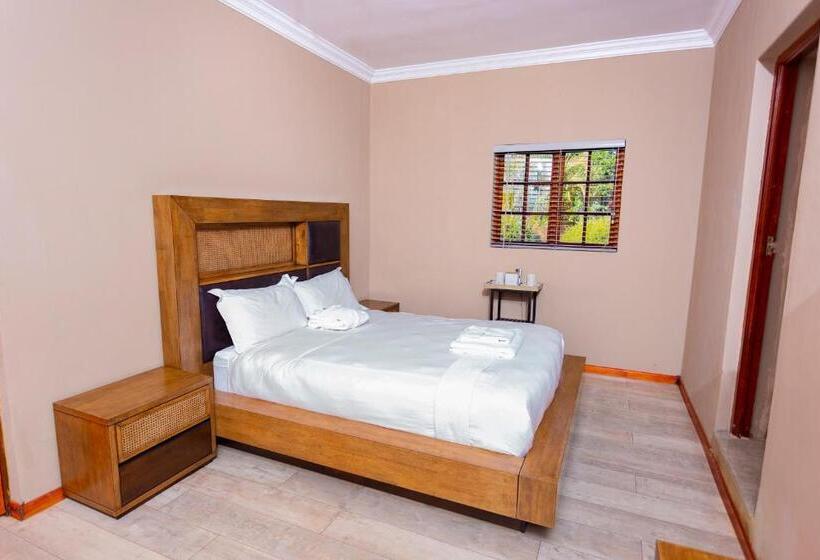 חדר אקונומי, Mhulu Boutique