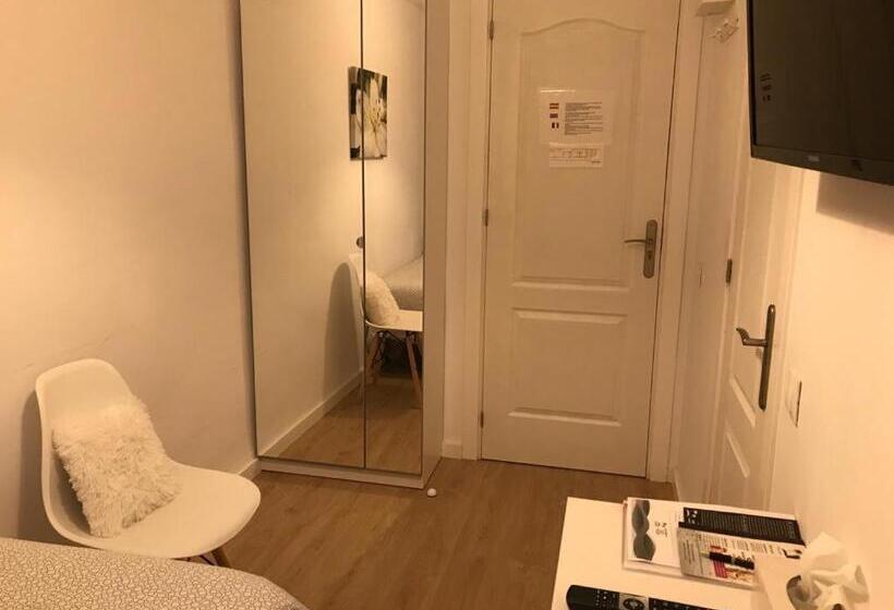 اتاق استاندارد یک نفره, Vinalux