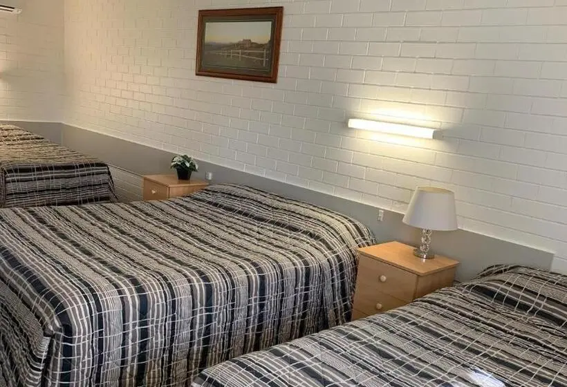 Perhehuone, Ballarat Eureka Lodge Motel