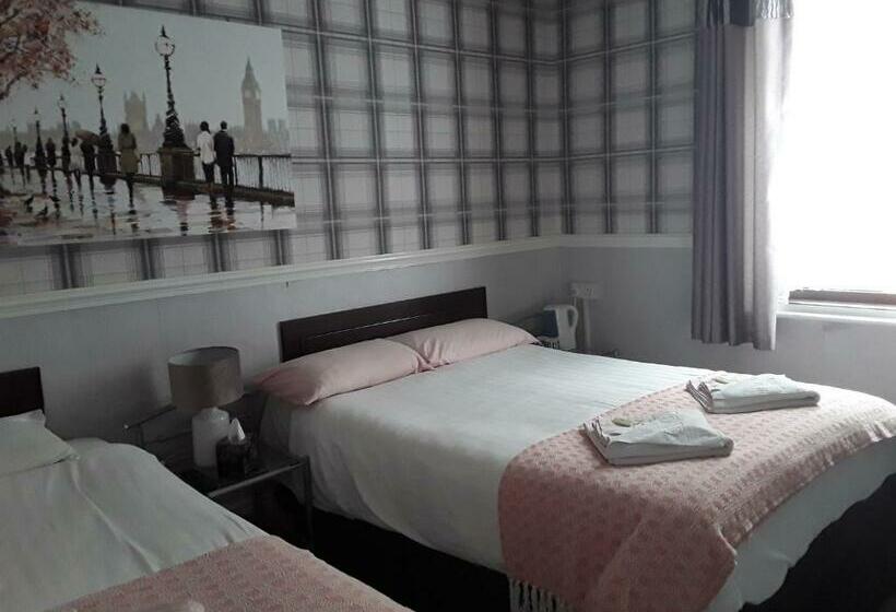 اتاق استاندارد سه نفره, Sonora Park