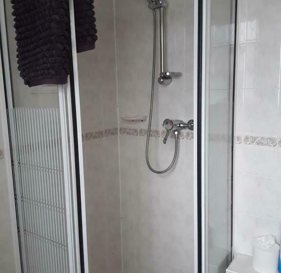 اتاق خانوادگی, Sonora Park