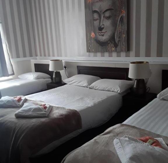 اتاق استاندارد سه نفره, Sonora Park