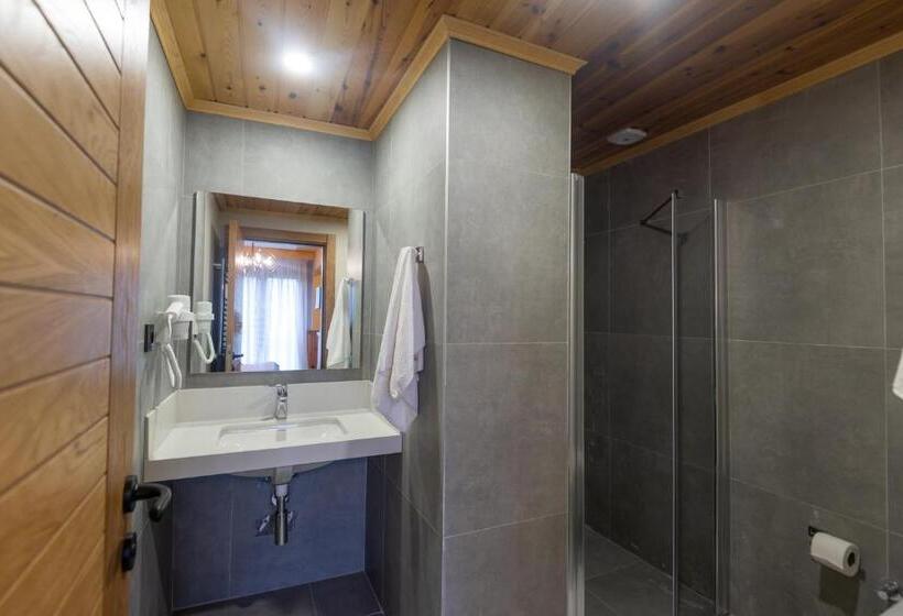 اتاق استاندارد سه نفره, Ayder Koru