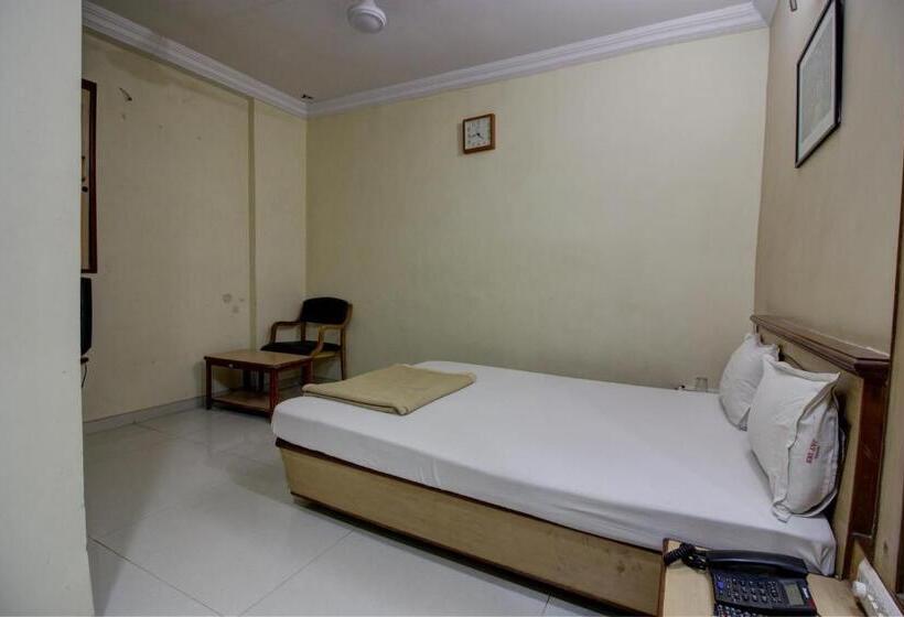 חדר אקונומי יחיד, Jay International