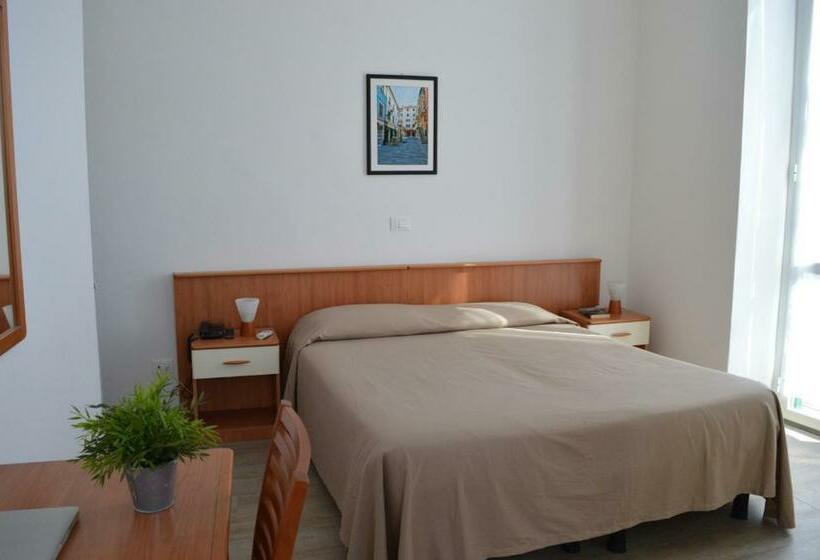 Номер Стандарт с Террасой, La Tavernetta