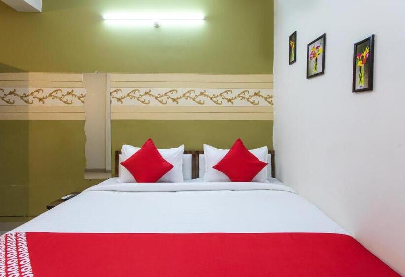 Quarto Triplo Clássico, O Apple Tree