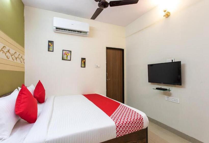 Quarto Triplo Clássico, O Apple Tree