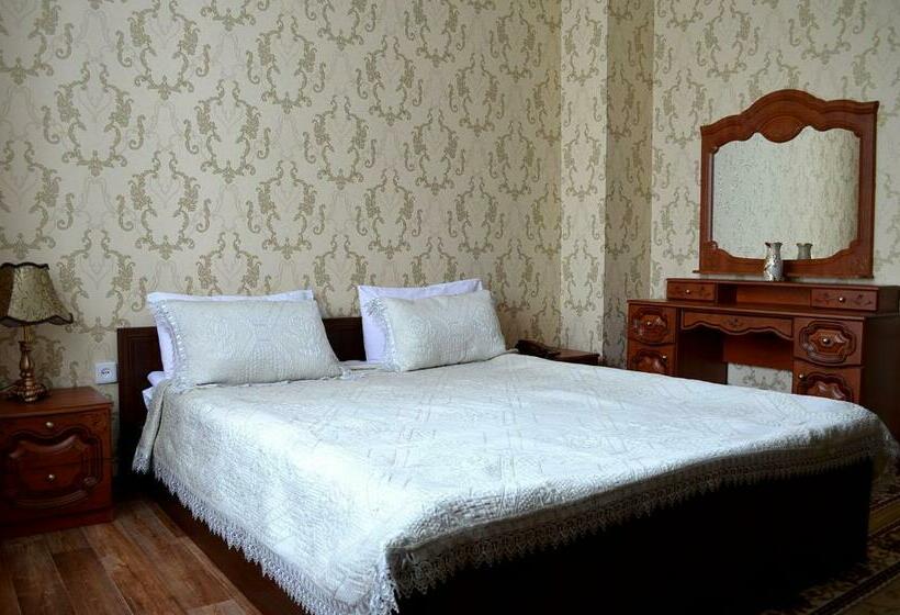 آپارتمان 1 خوابه, The Grand