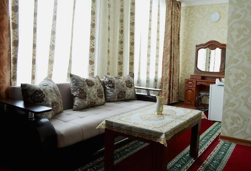 آپارتمان 1 خوابه, The Grand