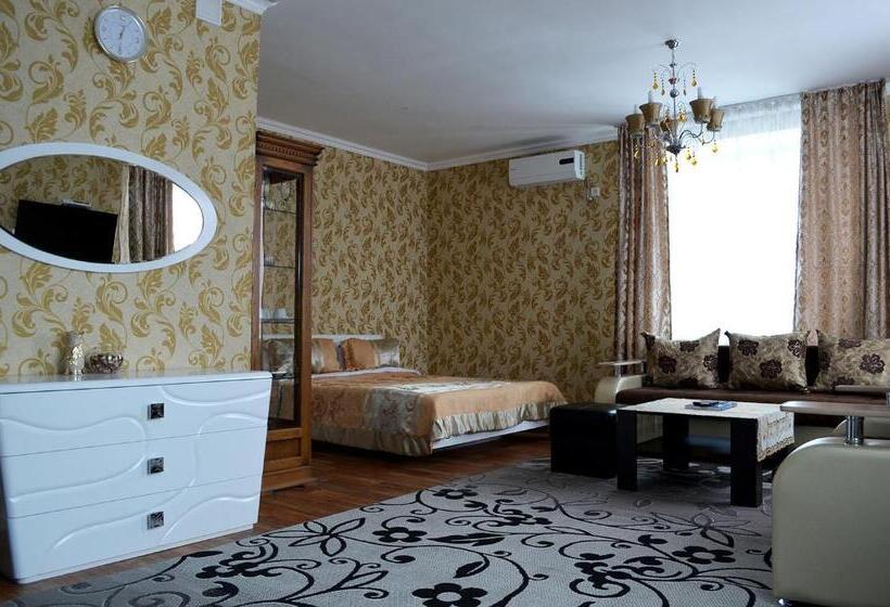 سوئیت پرزیدنت, The Grand