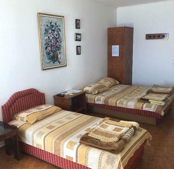 Triple Room Sea View, Jelić Apartmani