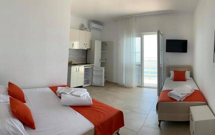 استودیوی استاندارد با چشمانداز دریا, Jelić Apartmani