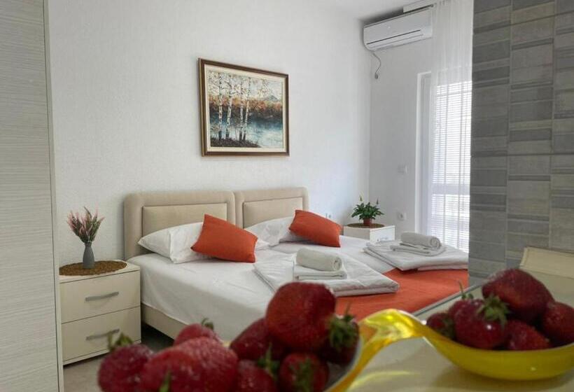 استودیو استاندارد با بالکن, Jelić Apartmani