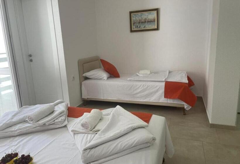 استودیوی استاندارد, Jelić Apartmani