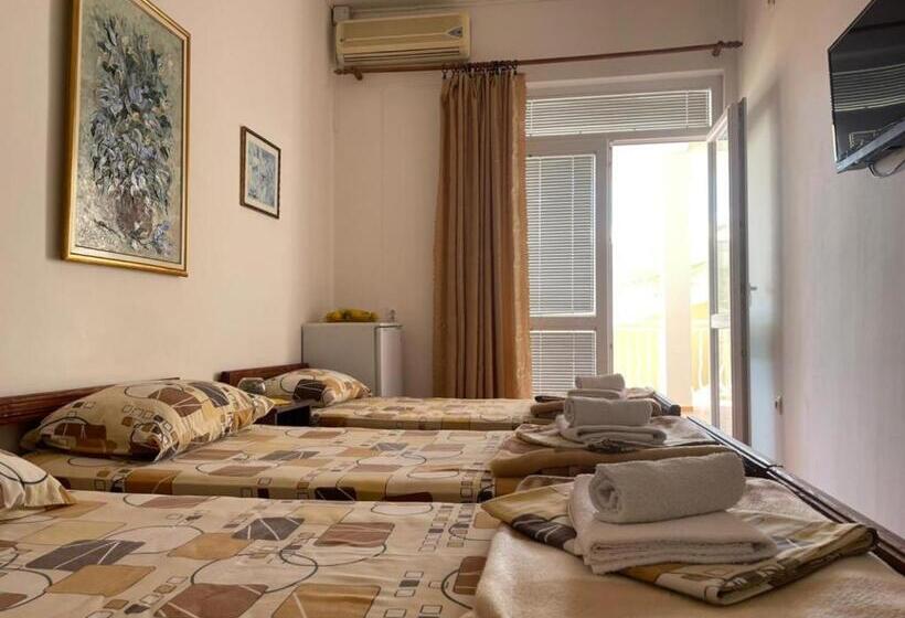 استودیوی استاندارد, Jelić Apartmani