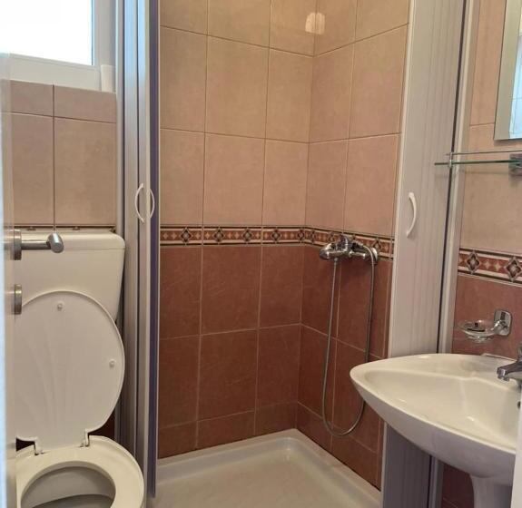 استودیوی استاندارد, Jelić Apartmani