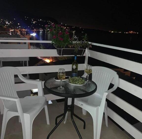 استودیوی استاندارد با چشمانداز دریا, Jelić Apartmani