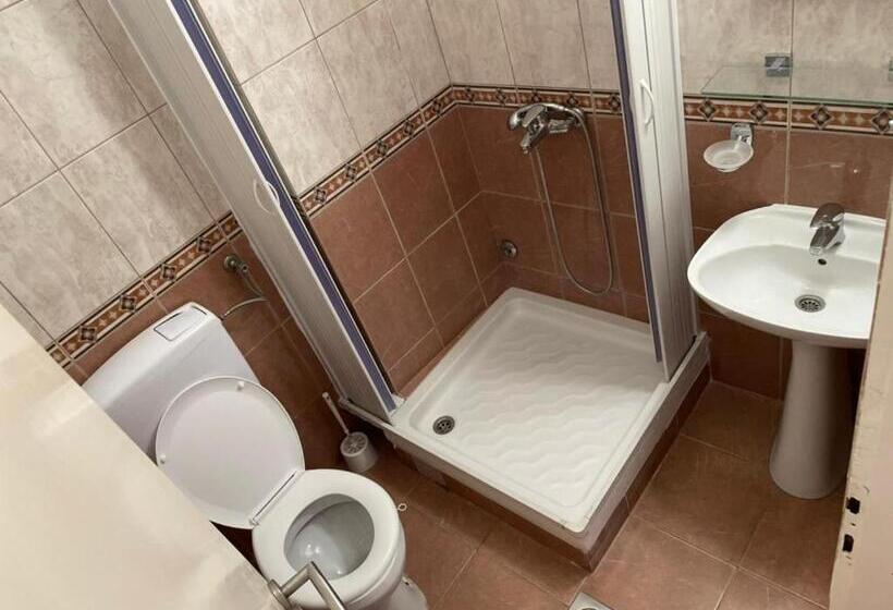 استودیوی استاندارد, Jelić Apartmani