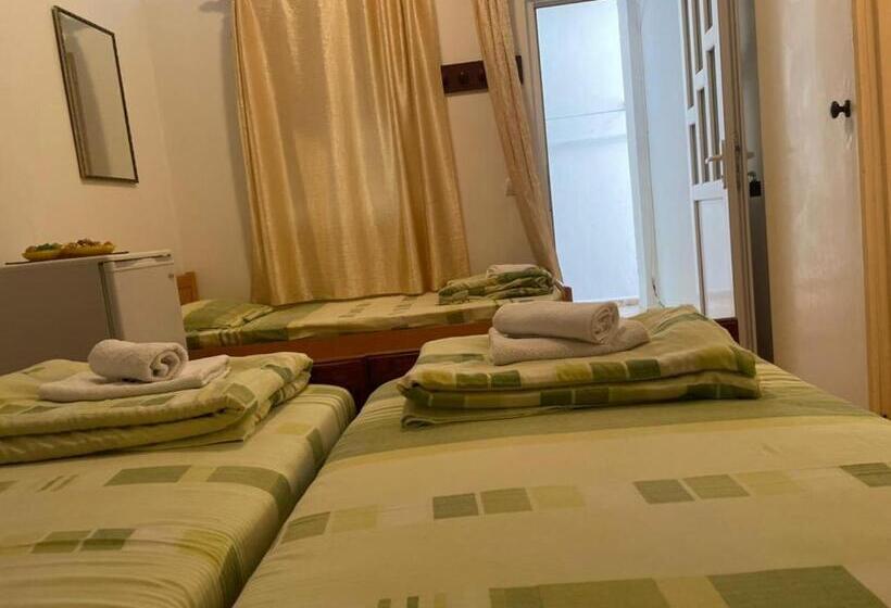 استودیوی استاندارد, Jelić Apartmani